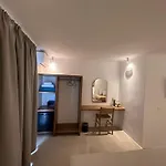 Athera Mykonos アパートホテル 4*