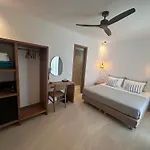 Athera Mykonos 公寓式酒店