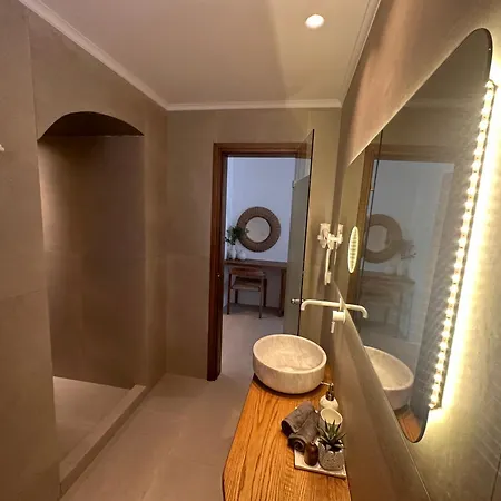 Athera Mykonos Lägenhetshotell