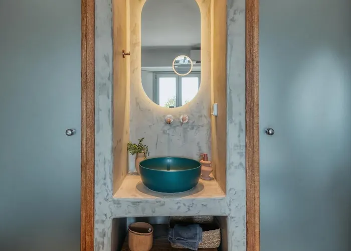 Athera Mykonos Aparthotel 4*